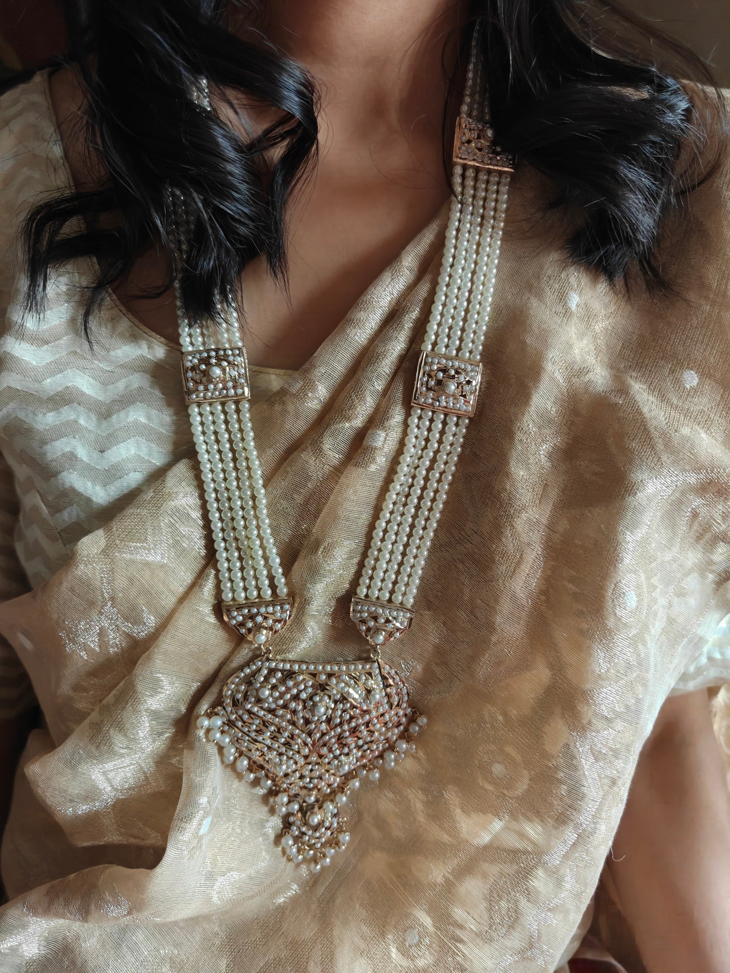 Siya jadau set with pearls