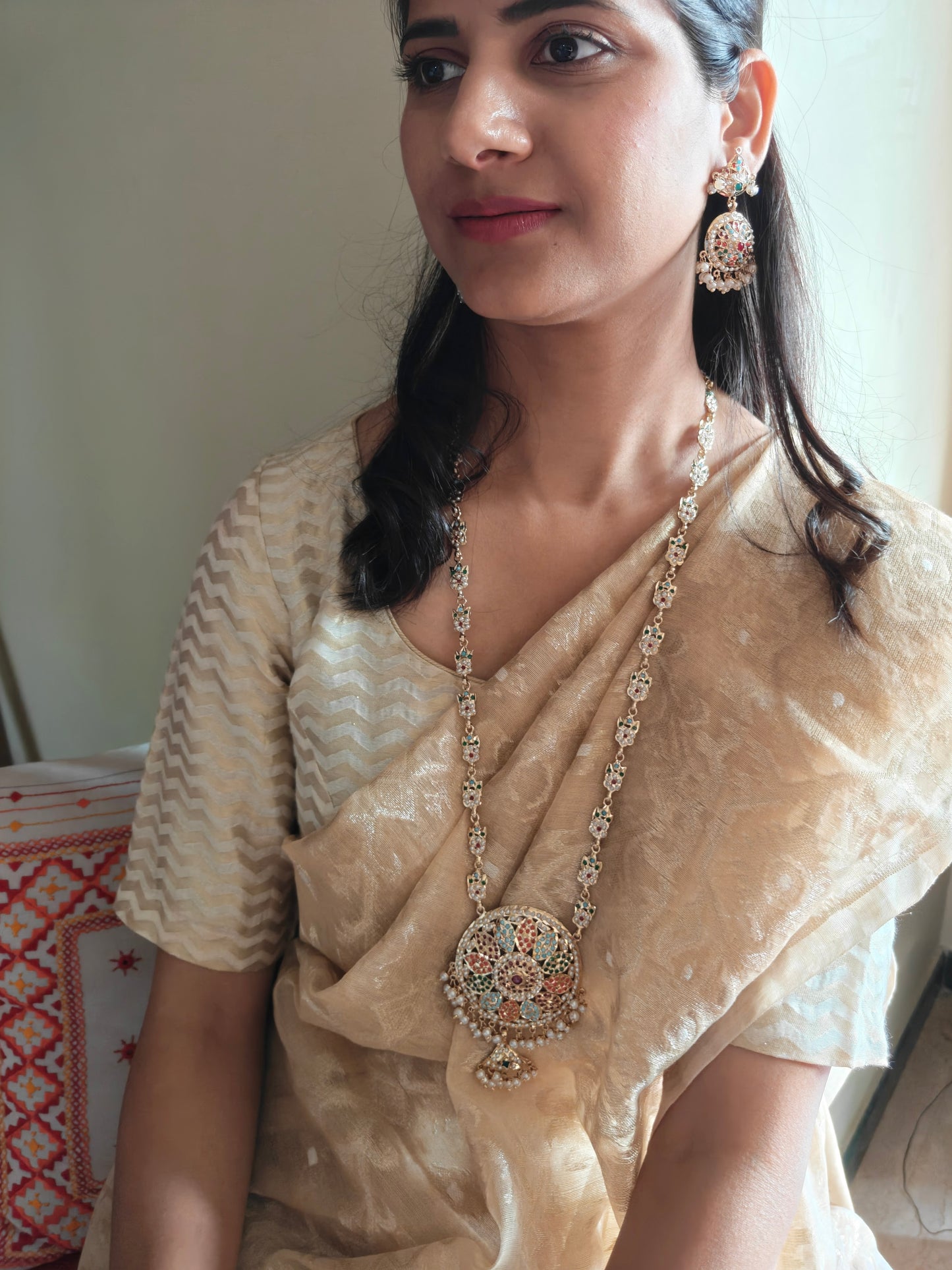Sakina navratan jadau set