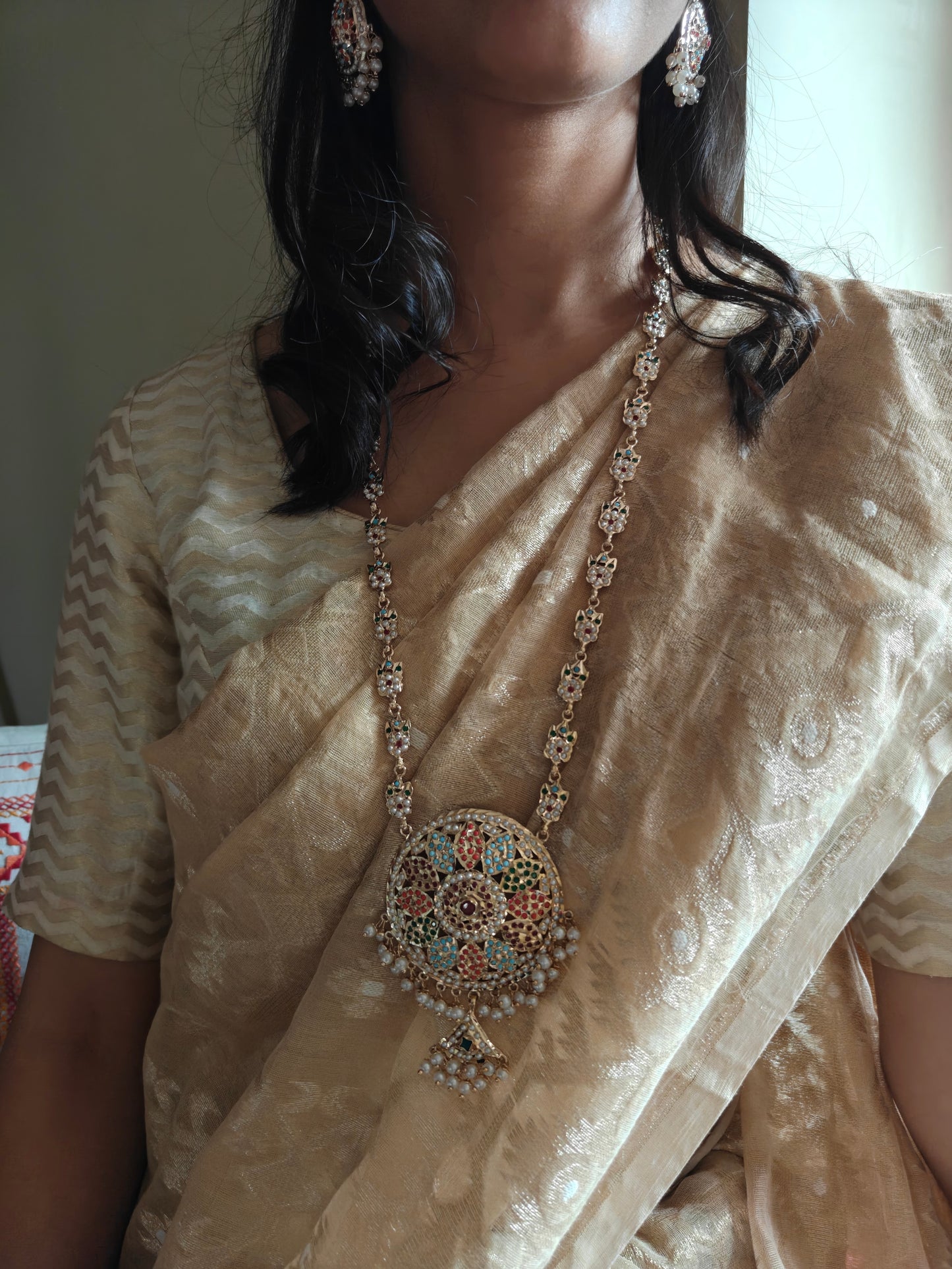 Sakina navratan jadau set