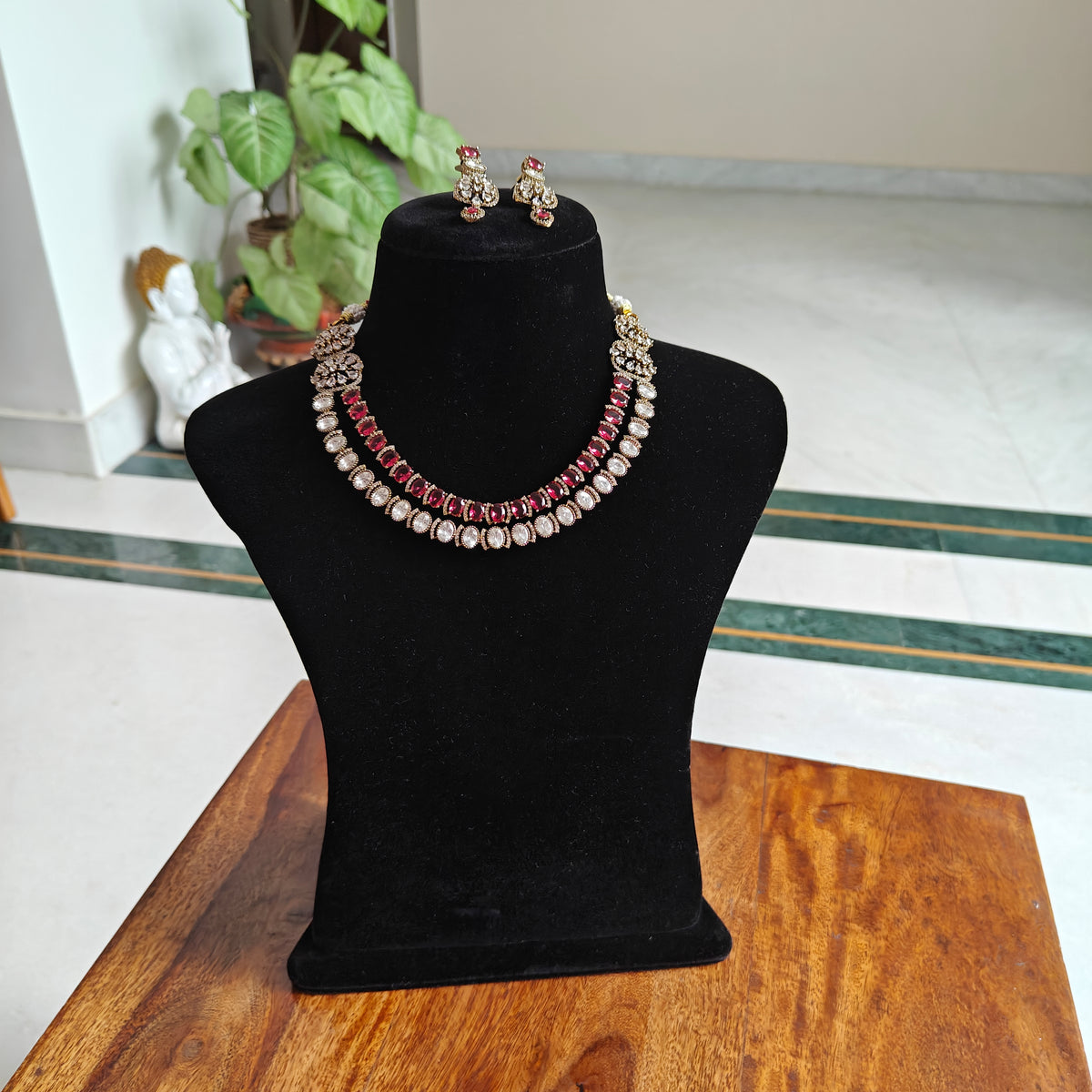 Reshma set with one layer of stones and one of moissanite