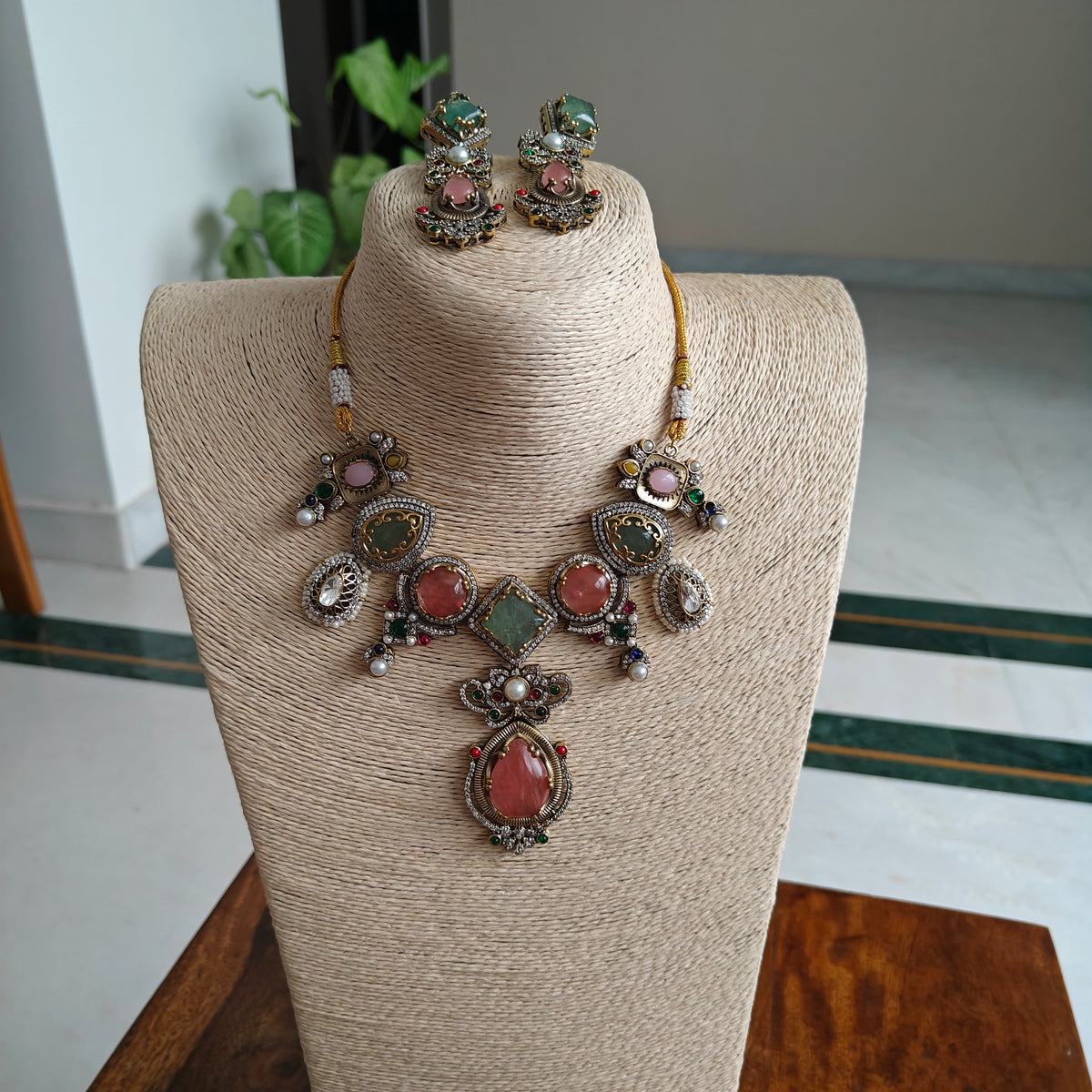 Pushti multicolour stone set with teardrop shaped stone below
