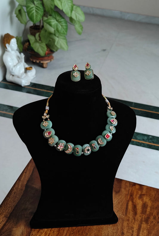 Rabia set with stone and kundan work
