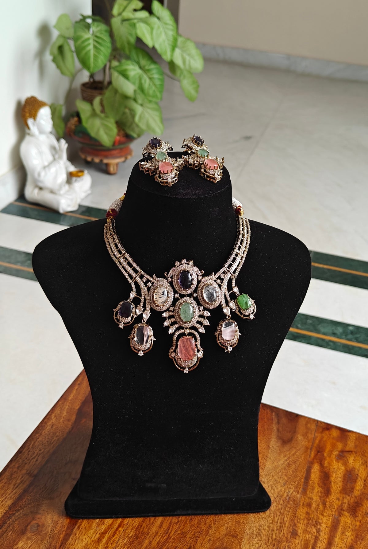 Toral set with multicolour stones,stiff pieces on both sides