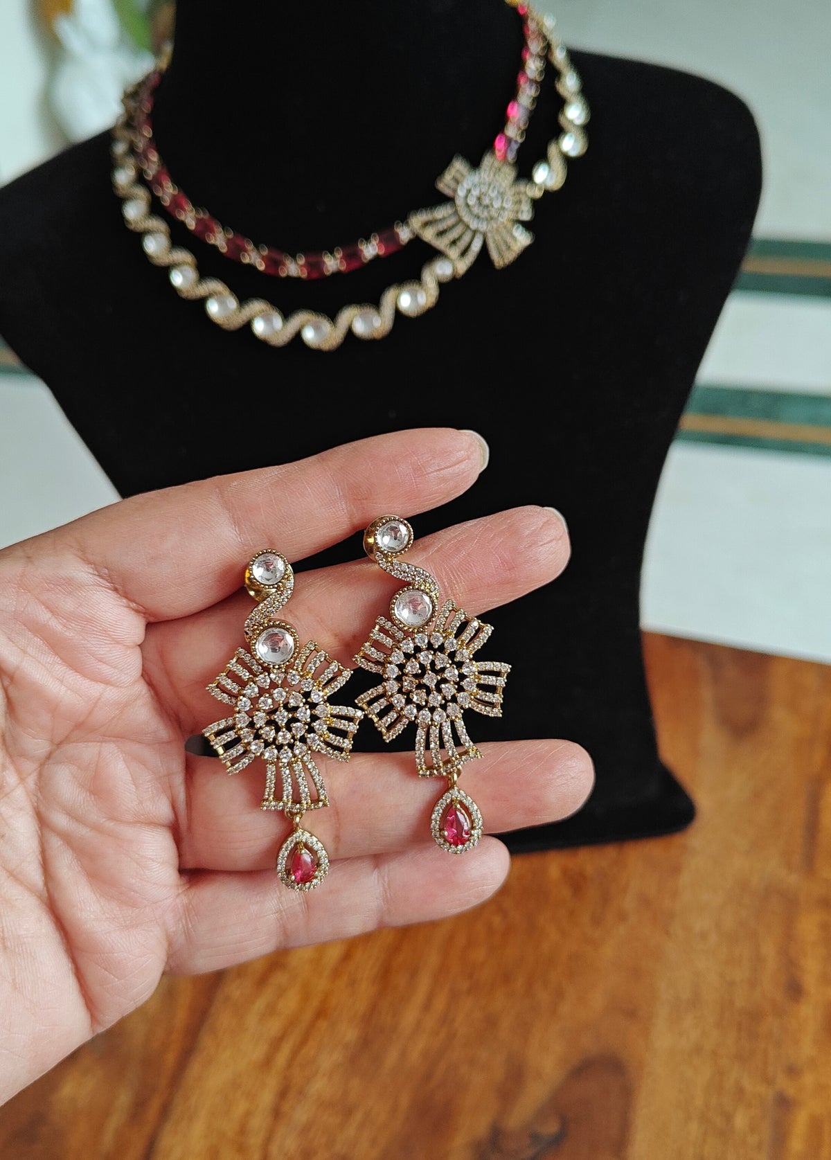 Supriti set with one layer of stones and one of moissanite.