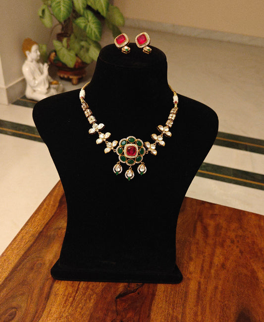 Purnima set with stones and kundan