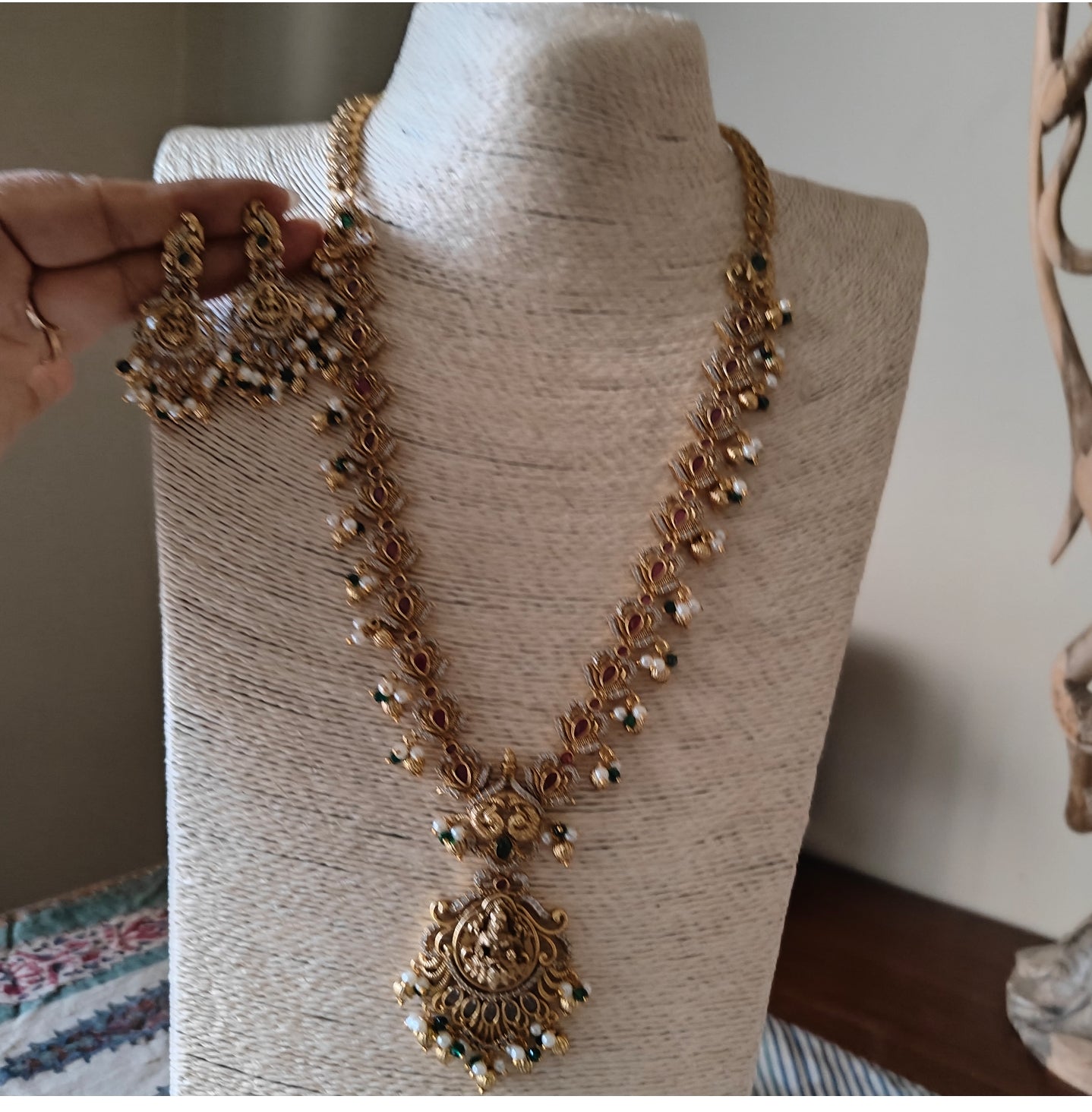 Rishika set with lakshmi pendant