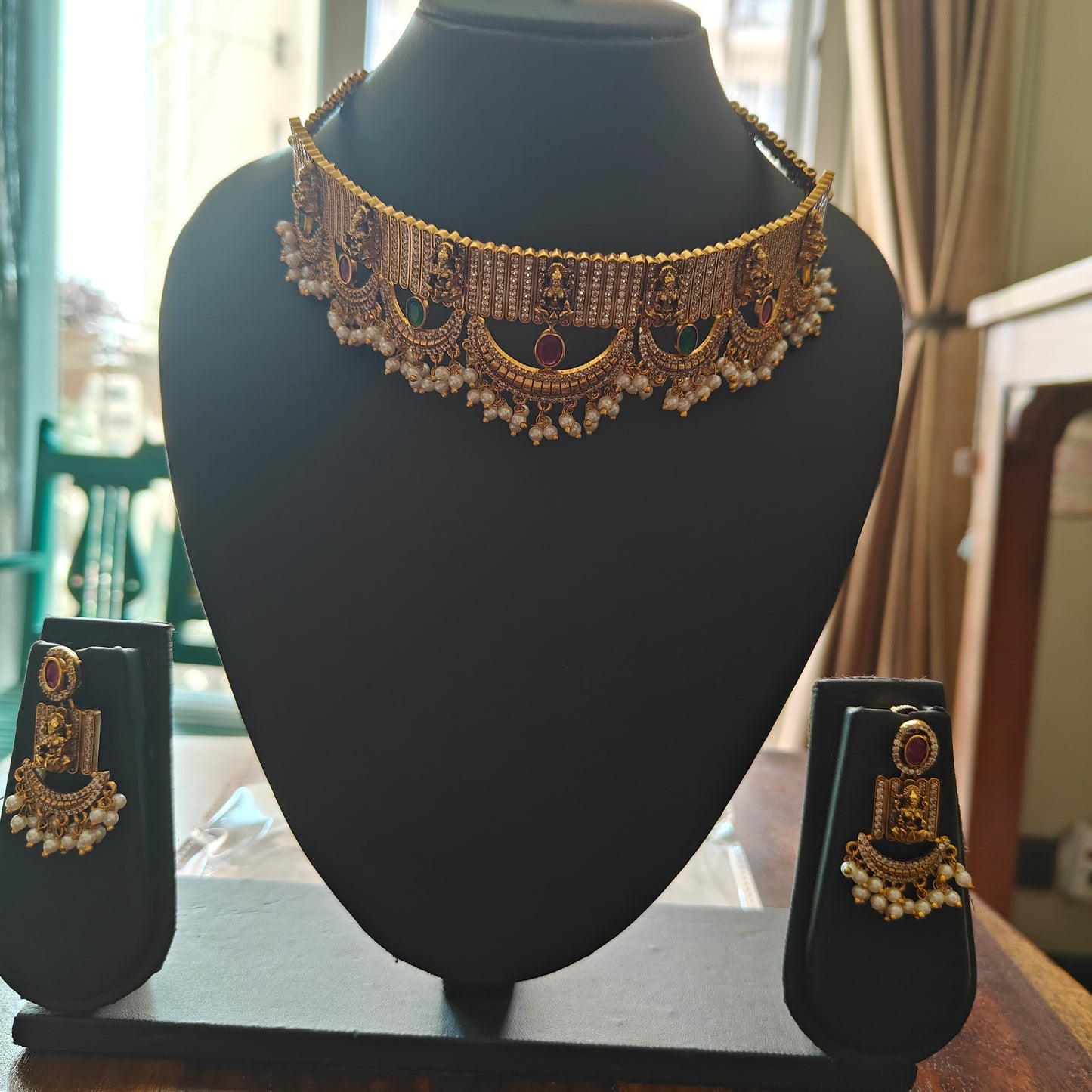 Roma choker with Lakshmiji's motif all over