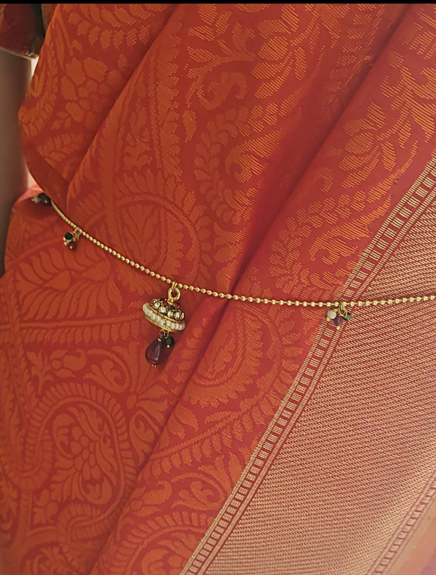 Golden belt with stone and pearl hangings