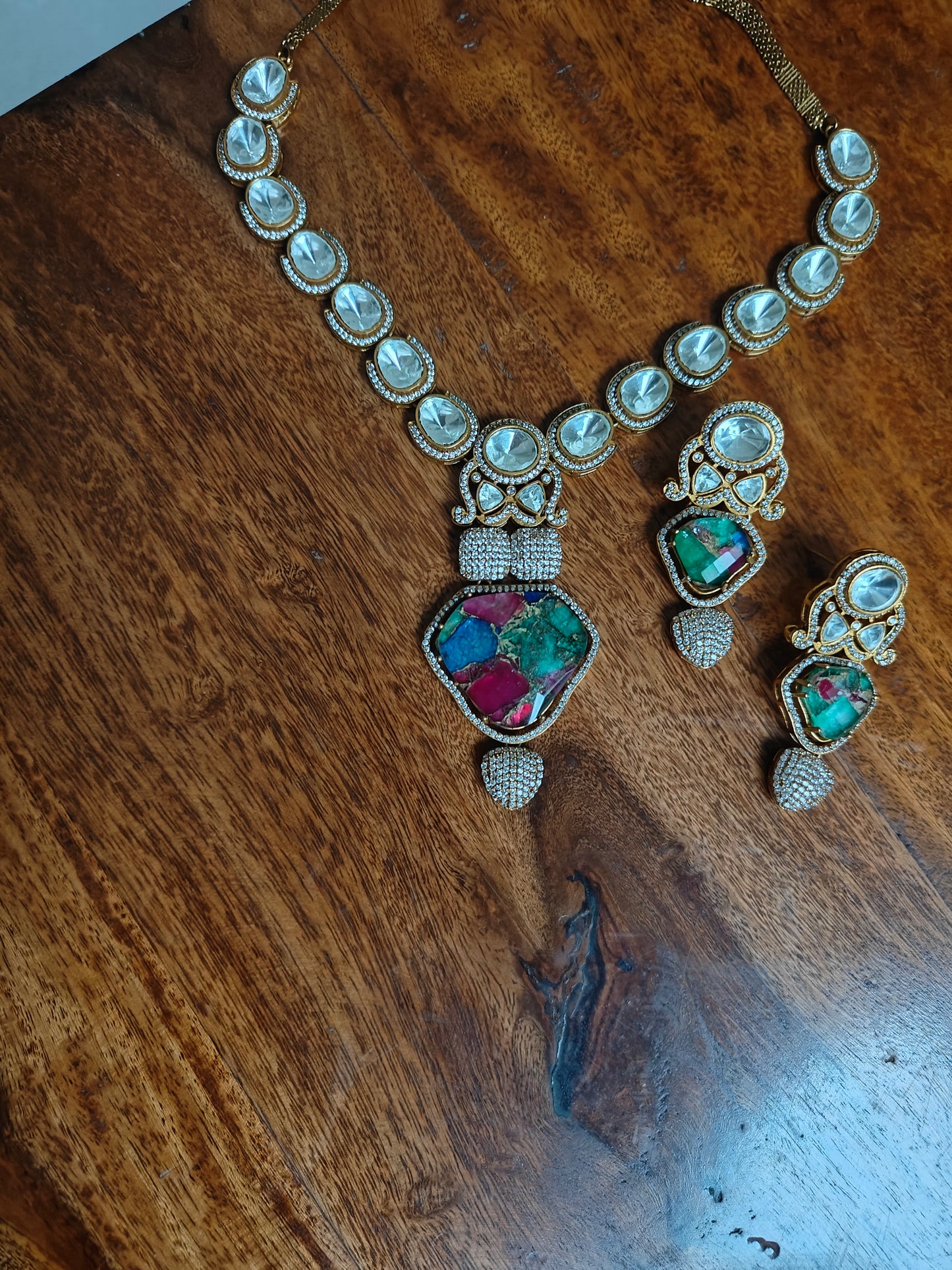 Dhuthi set with moissanite and lilac mystic stone
