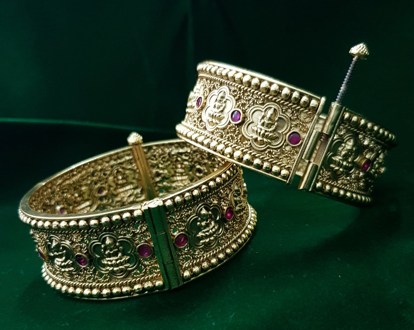 Temple jewelry gold finish lakshmi bangle (kangan-2) with kemp stones