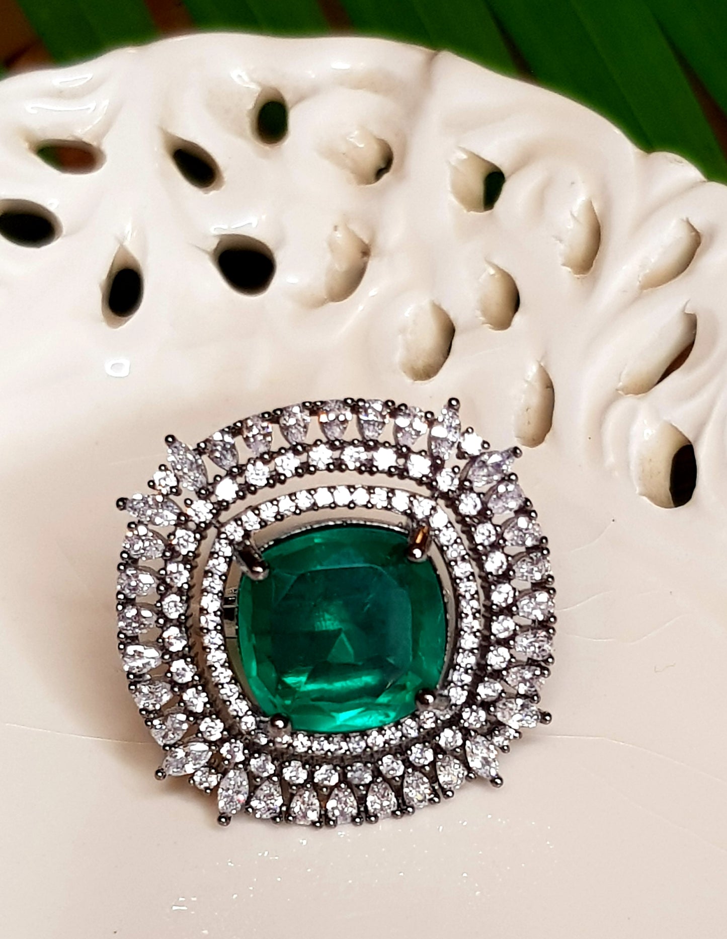 Antique finish ring, big emerald/topaz stone in the center with CZ detailing