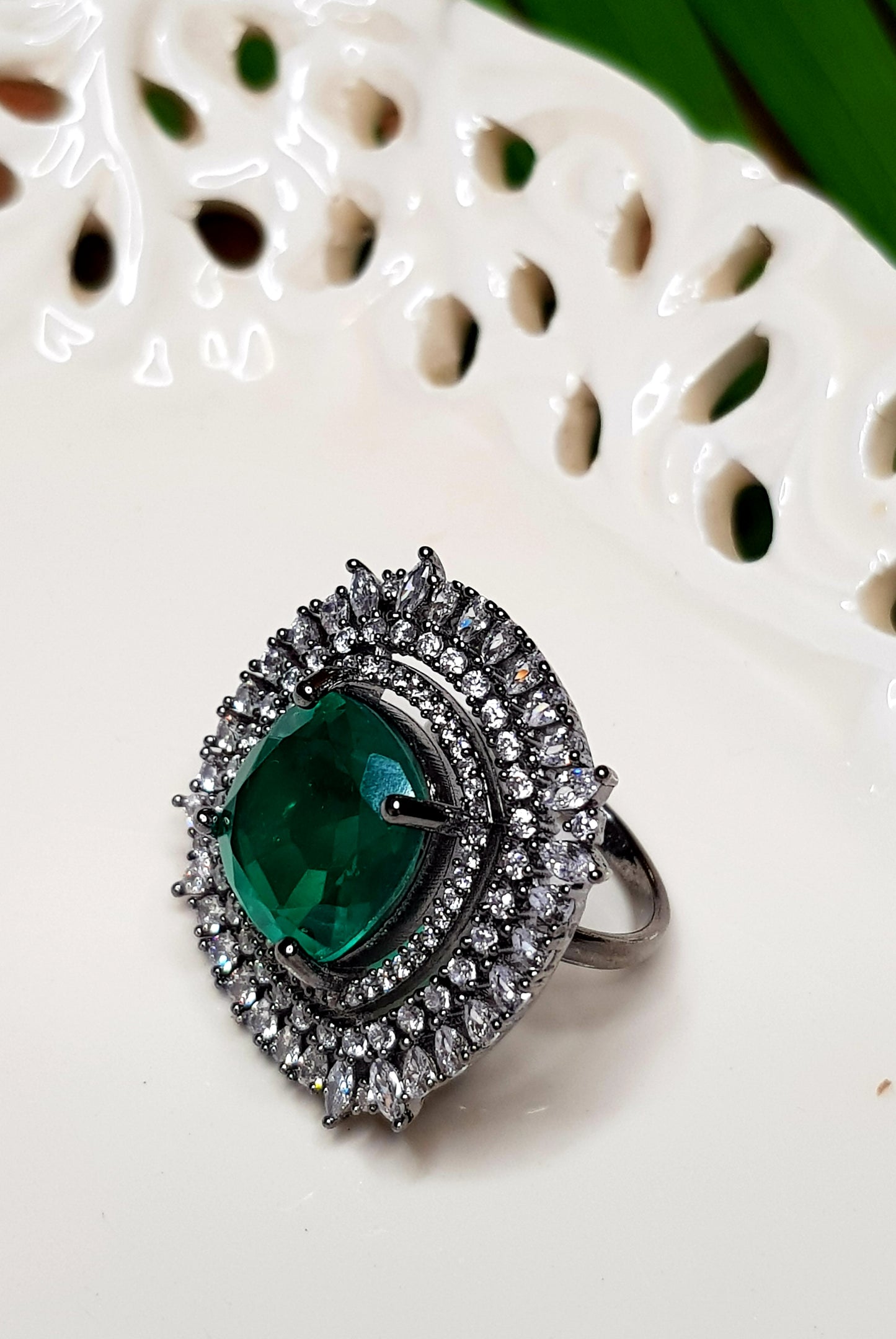 Antique finish ring, big emerald/topaz stone in the center with CZ detailing