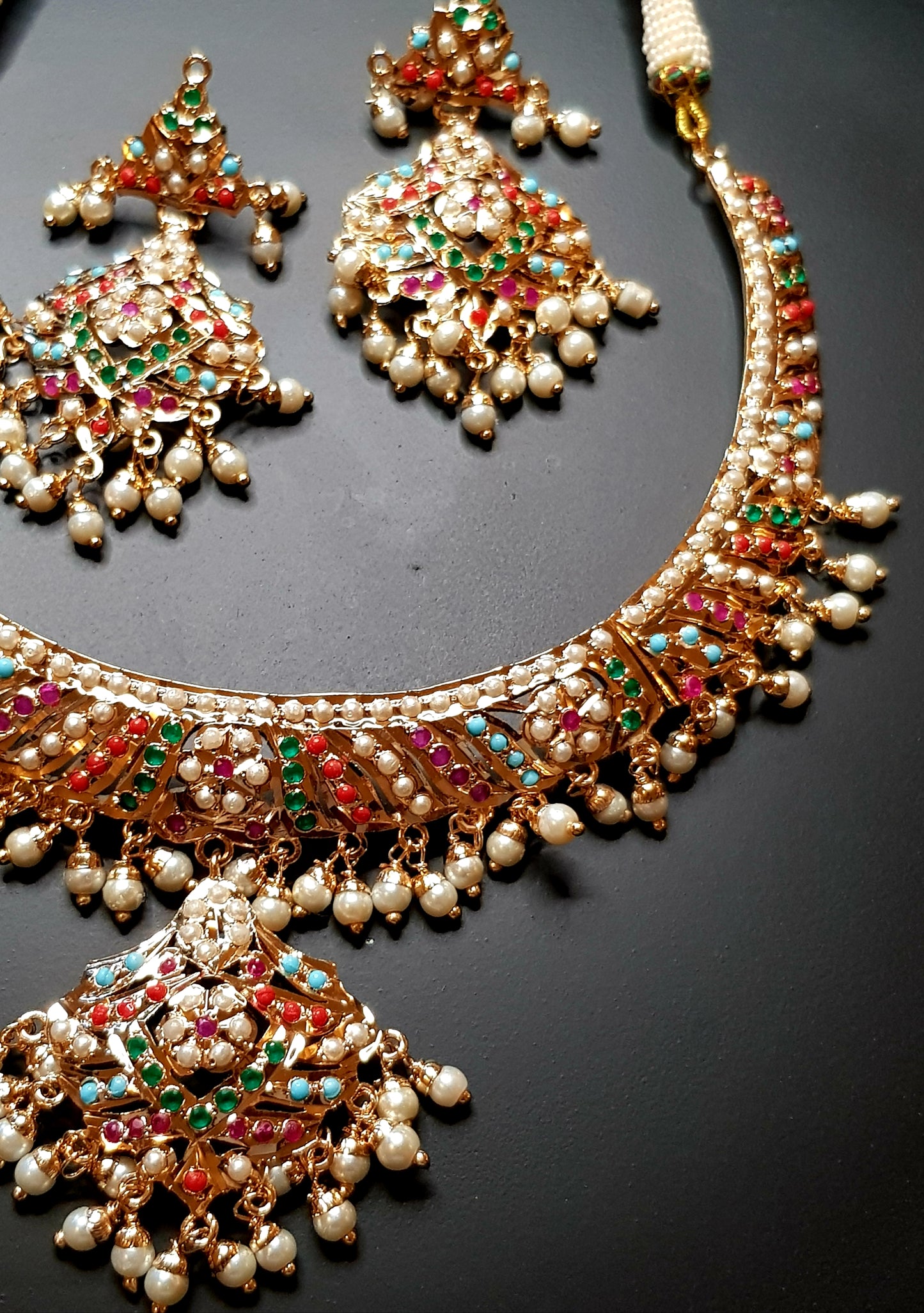 Navratan jadau hasli necklace, with matching earrings set