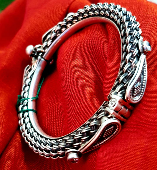 Silver bangle(kara) rope design, 1pc - free size