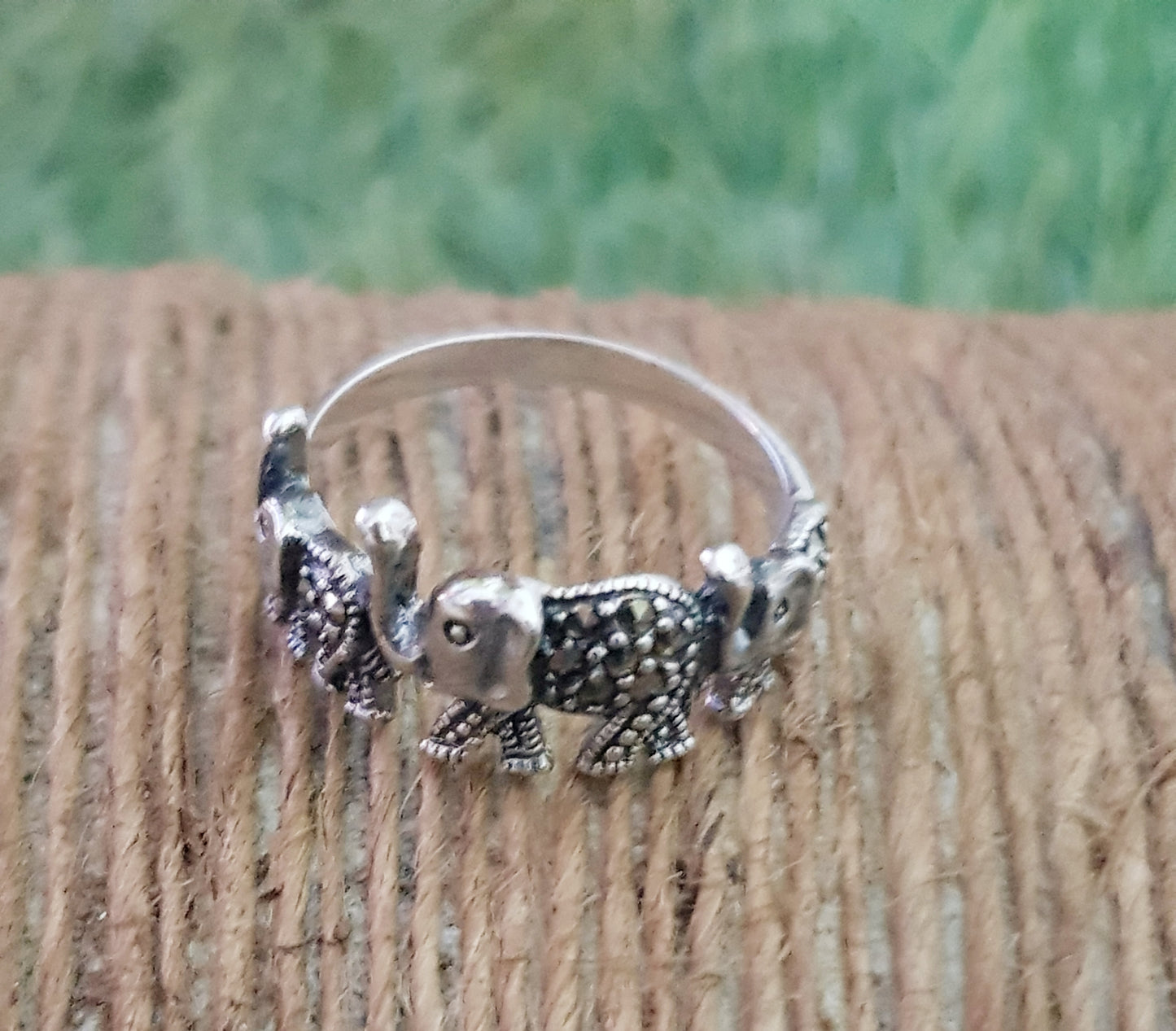 Silver ring with marcasite-marching elephants design