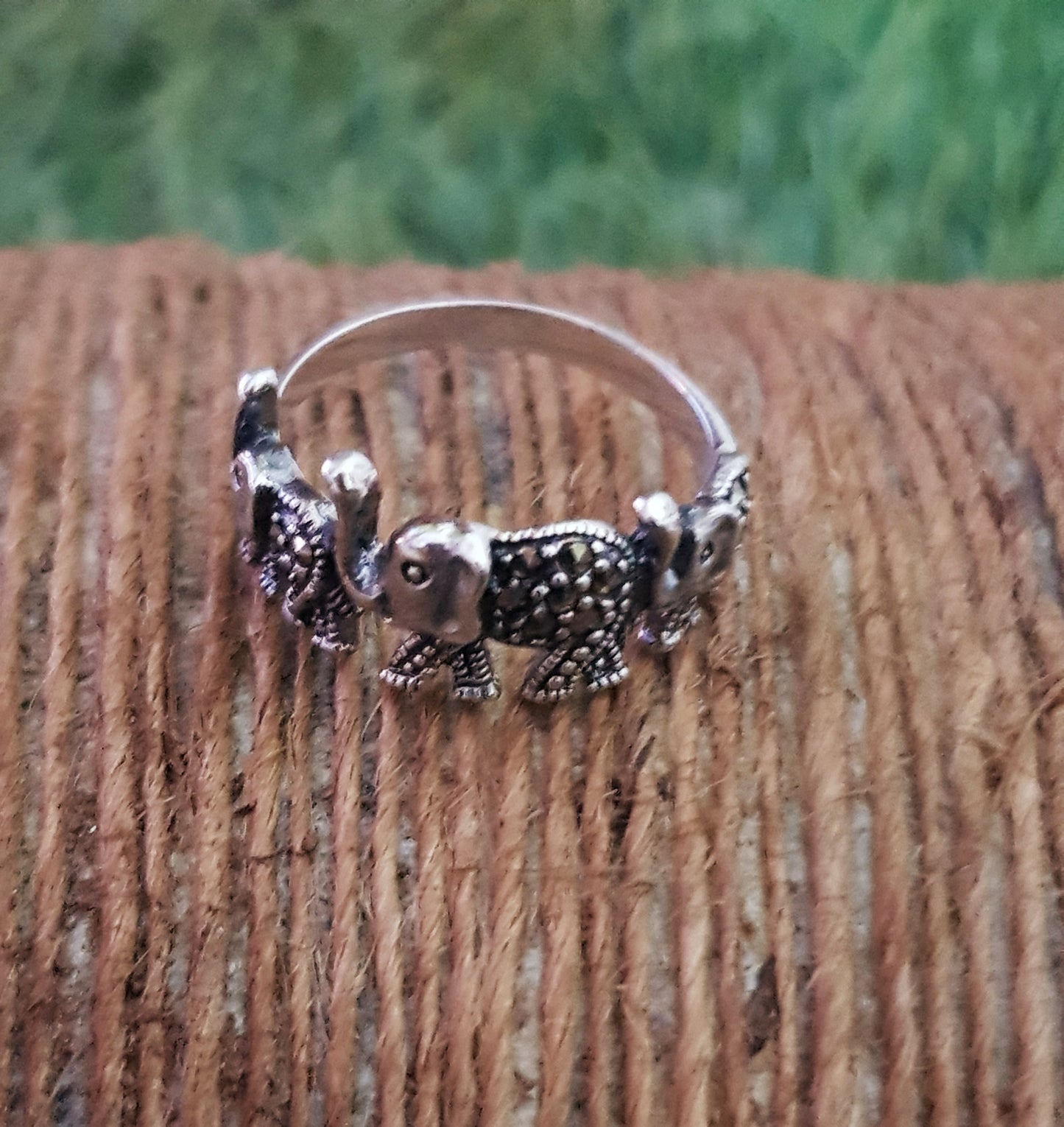 Silver ring with marcasite-marching elephants design