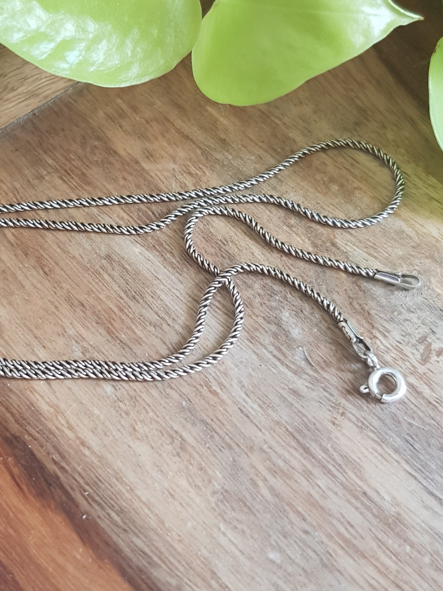 Silver chain necklace with thin rope design