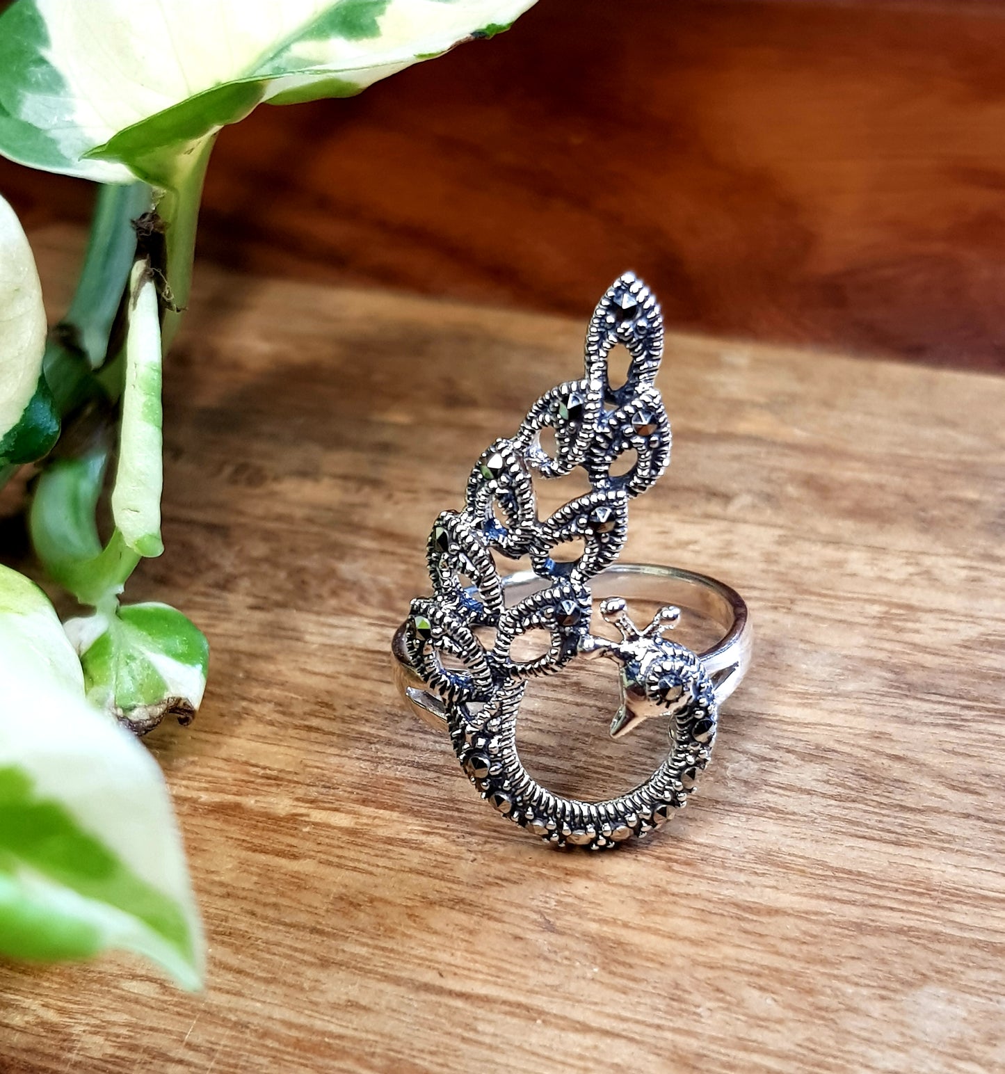 Silver ring, peacock design with marcasite detailing