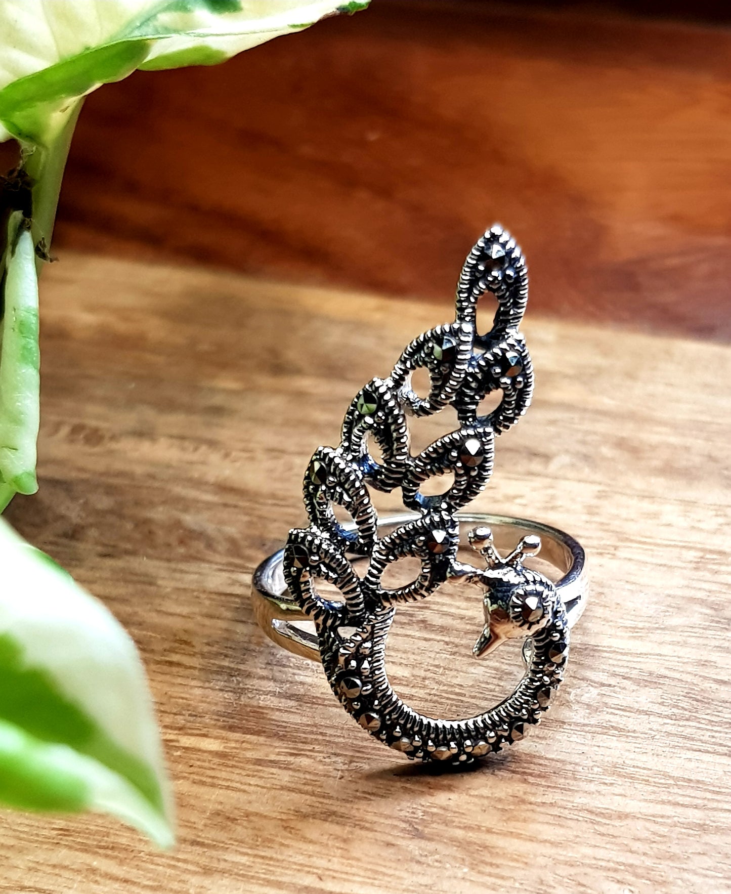 Silver ring, peacock design with marcasite detailing