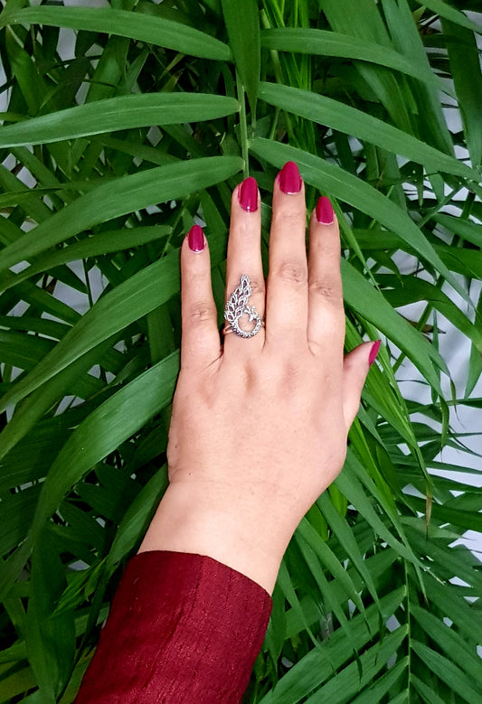 Silver ring, peacock design with marcasite detailing