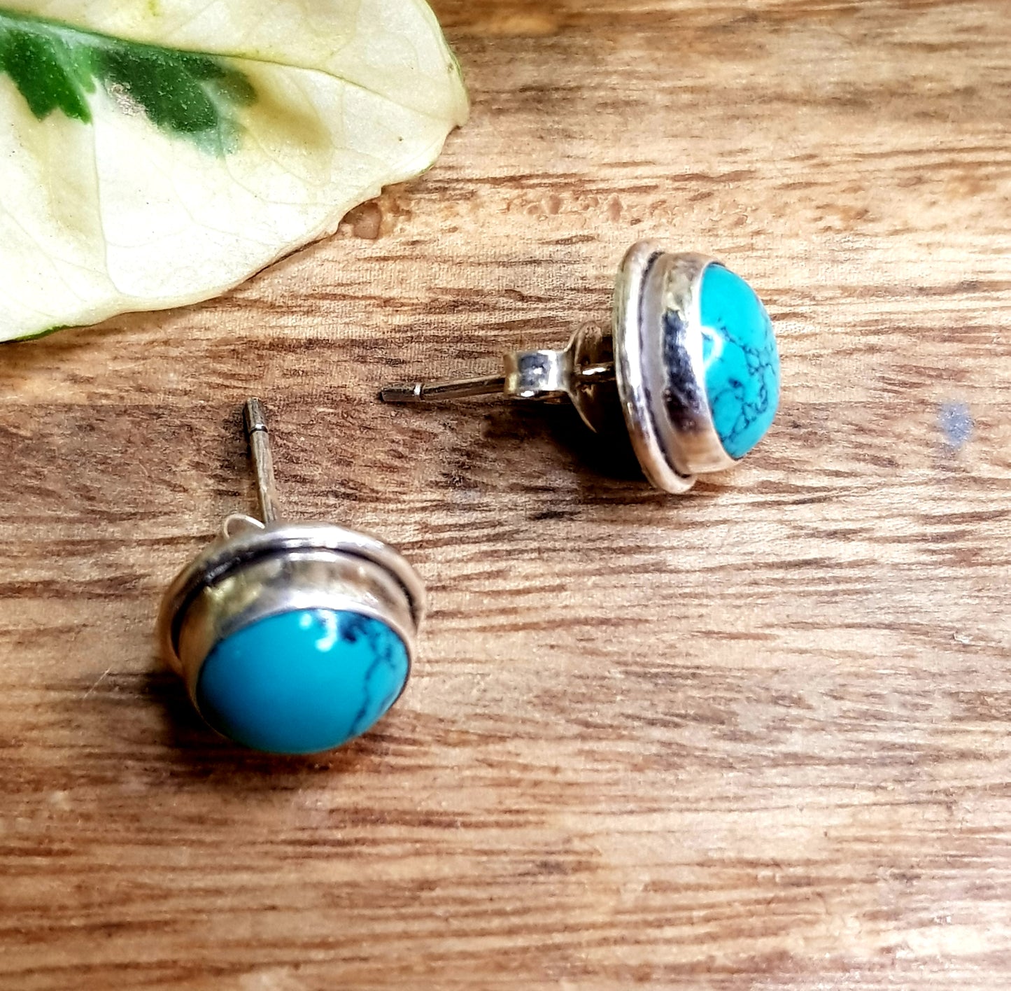 Silver studs (earrings) with pearl/turquoise/moonstone/ruby/dark grey stone center