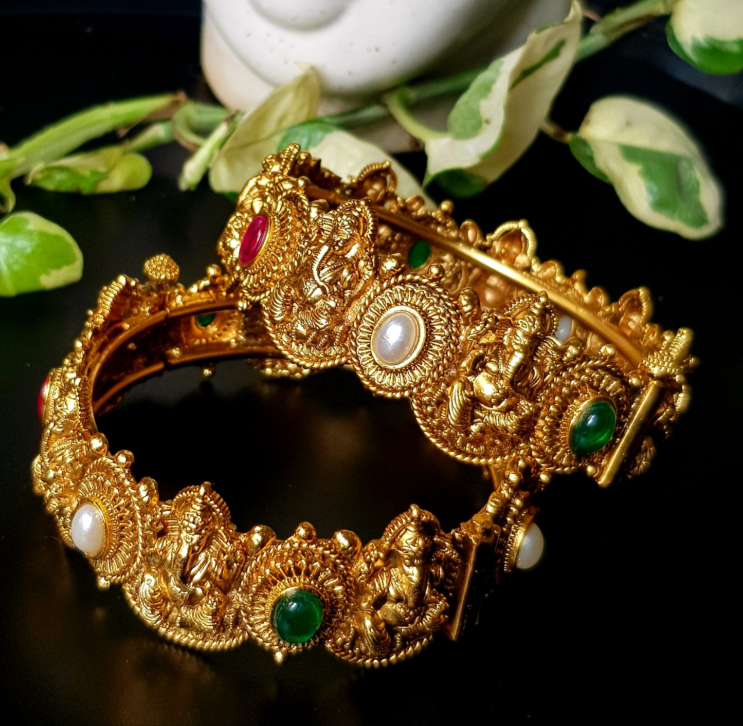 Temple jewelry gold finish Ganesha bangle (kangan-2) with tricolour stones