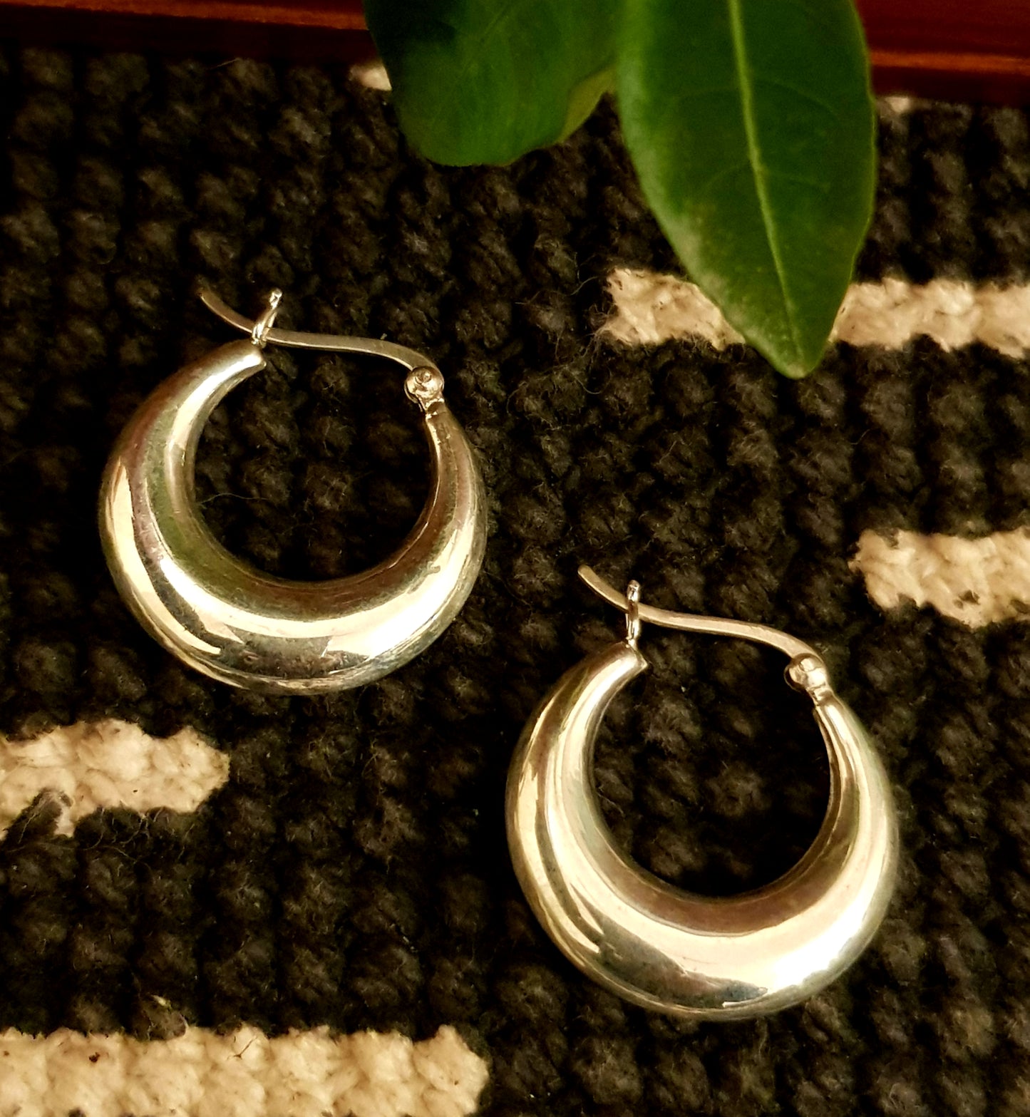 Minimal silver baali #2 (sterling silver hoop earrings)