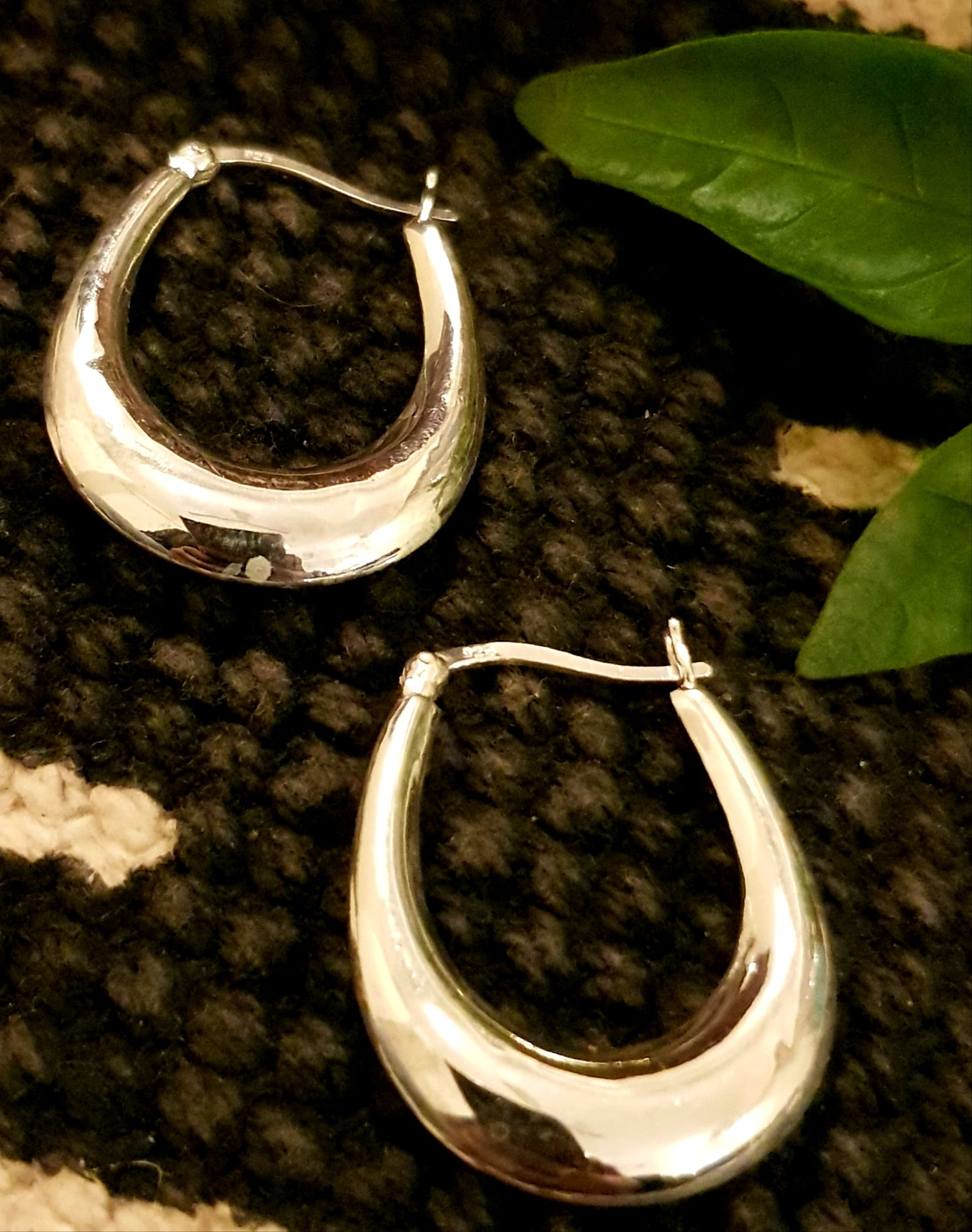 Minimal silver baali #1 (sterling silver hoop earrings)